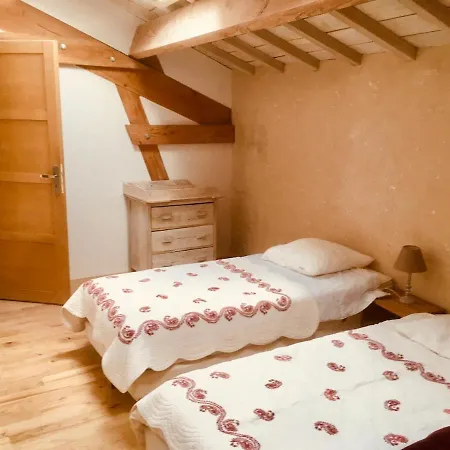 Large In St Privat Des Pres Prázdninový dům